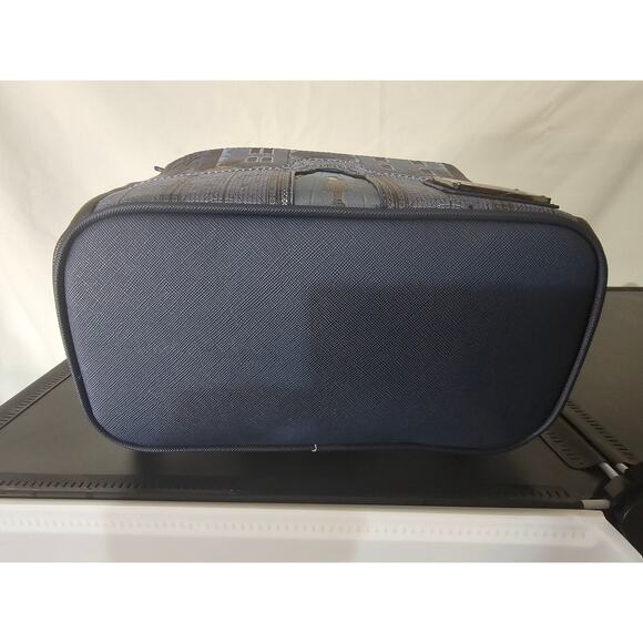 NWT Loungefly Wednesday Nevermore Academy Figural Glow in the dark Mini Backpack - Picture 7 of 8